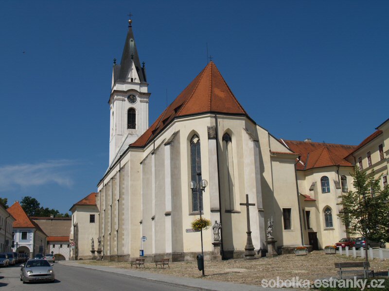 05 kostel svateho Jilji a Panny Marie kralovny