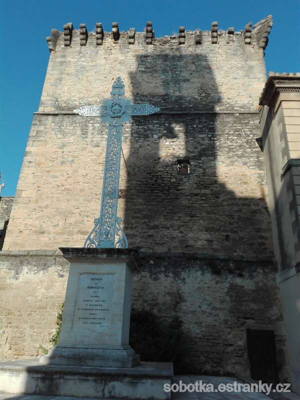 01_Remoulis_Notre_Dame_et_Saint_Martin