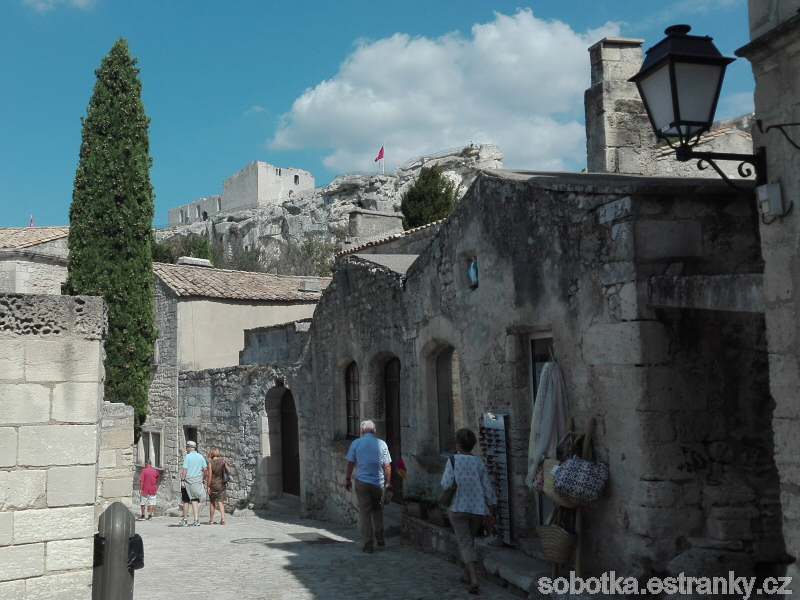 37_Les_Baux