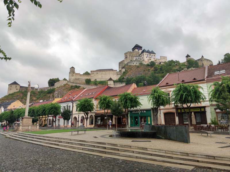 20_trenčanský_hrad_